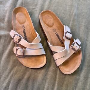 NEW Cushionaire Leather Footbed Sandals Light Beige Color 7